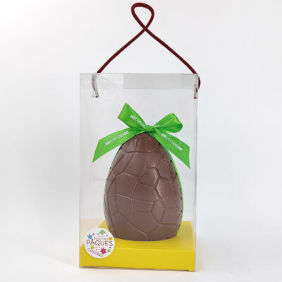 Grand oeuf écailles en chocolat au lait 18 cm avec friture