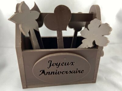 Panier A Fleurs Joyeux Anniversaire Chocolat Noir